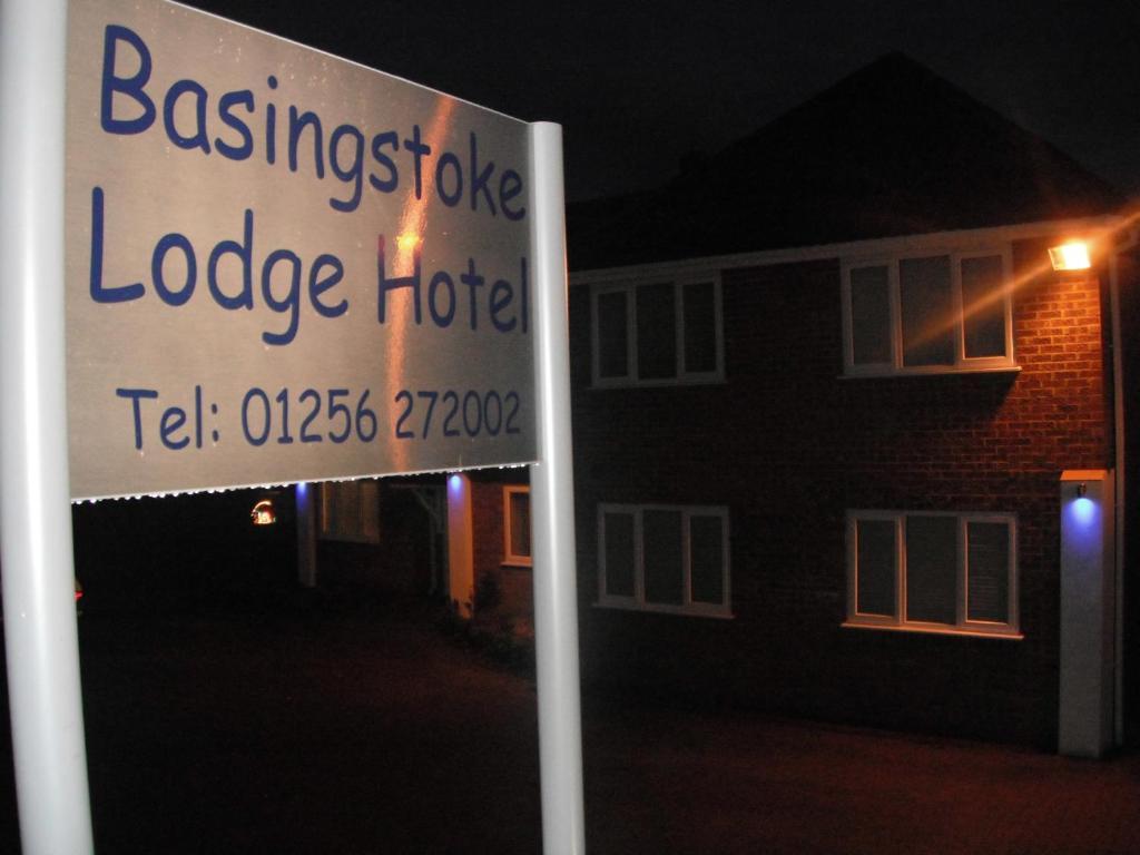 Basingstoke Lodge المظهر الخارجي الصورة